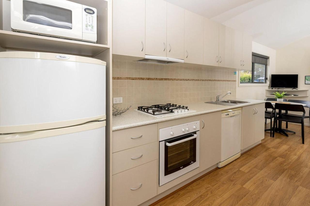 Big4 Deniliquin Holiday Park 외부 사진