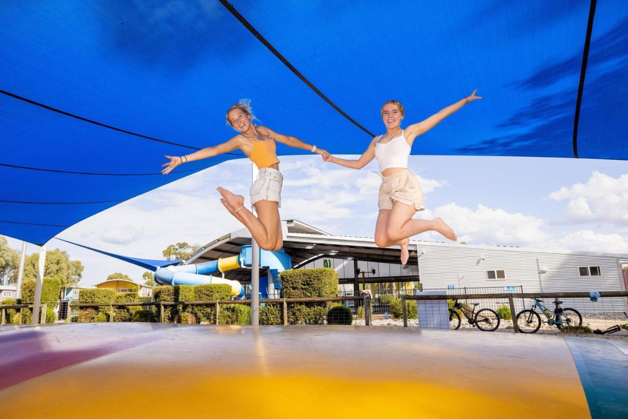Big4 Deniliquin Holiday Park 외부 사진